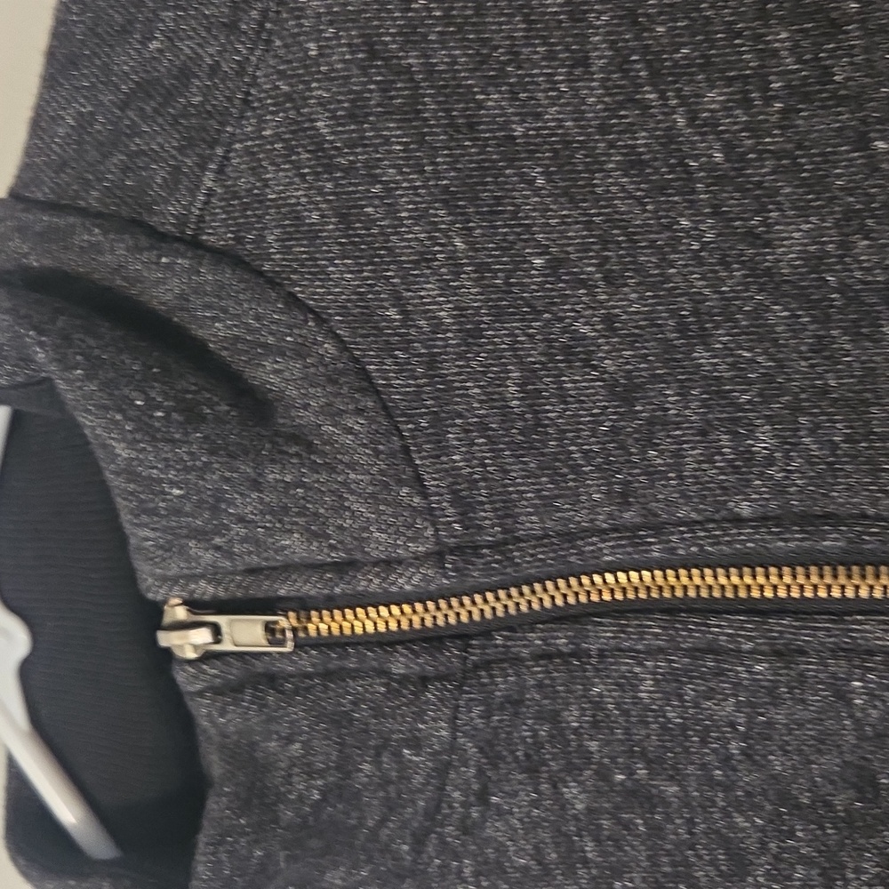 Structure Zip-up Sweater (S) - Picture 2 of 5